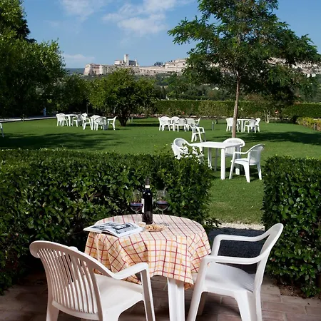 ホテル Bellavista アッシジ