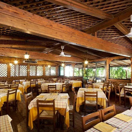 ホテル Bellavista アッシジ